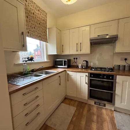 Homestay Bright And Cozy In Leeds *