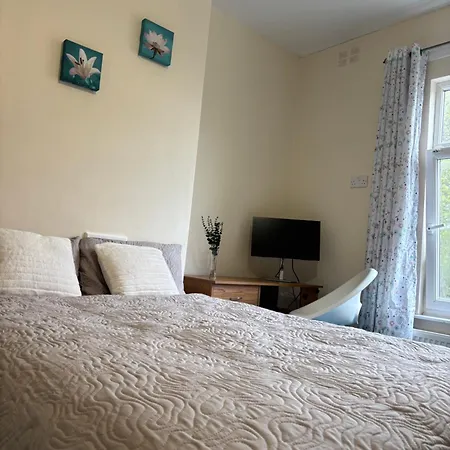Homestay Bright And Cozy In Leeds *